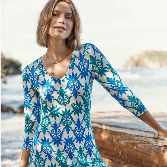 Boden Tops - Boden White & Blue Tori Jersey Tunic